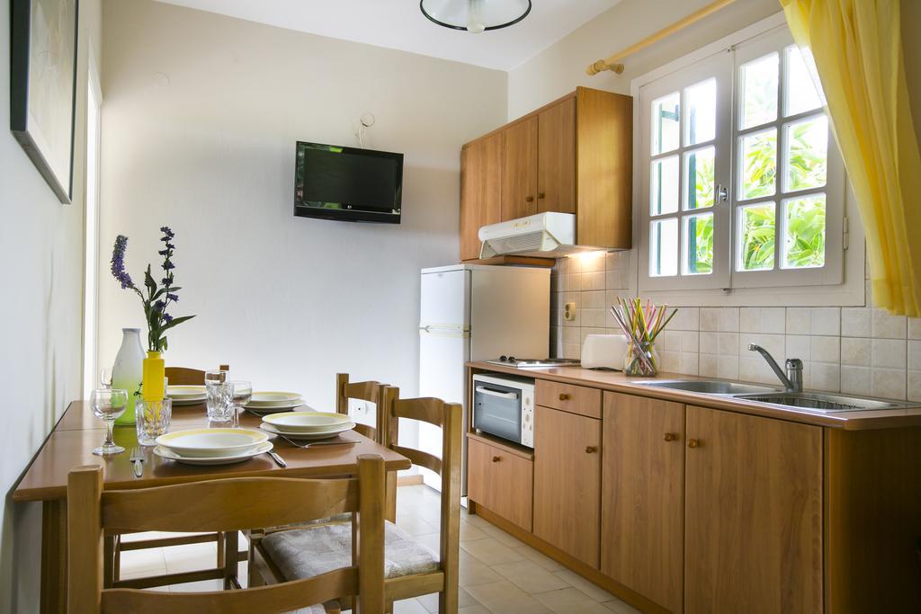 Irena Studios & Apartments Svoronata Ngoại thất bức ảnh
